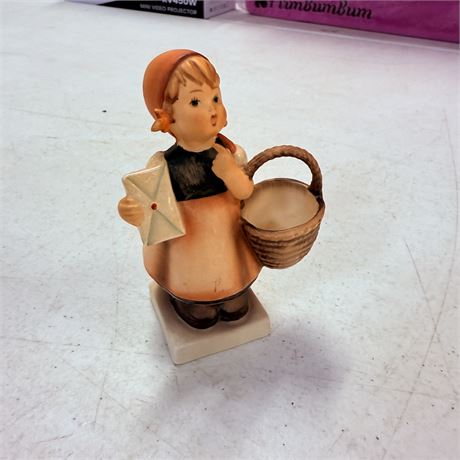 TMK4 Hummel Figurine