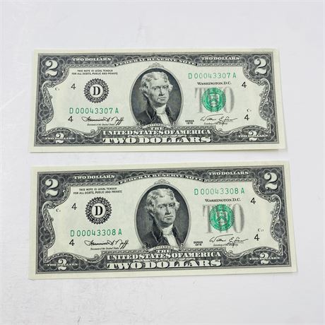 2 Consecutive 1976 $2 Bills