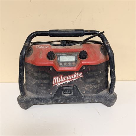 Milwaukee Work Radio