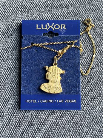 Hotel casino pendant necklace