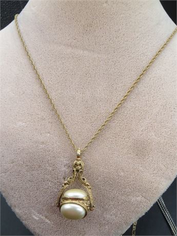 1928 Co. Faux Pearl Spinner Pendant Necklace