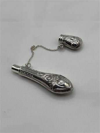 Silver needle point holder with lid