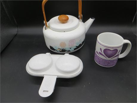 Nordic Ware Egg Poacher, Teapot & Mug
