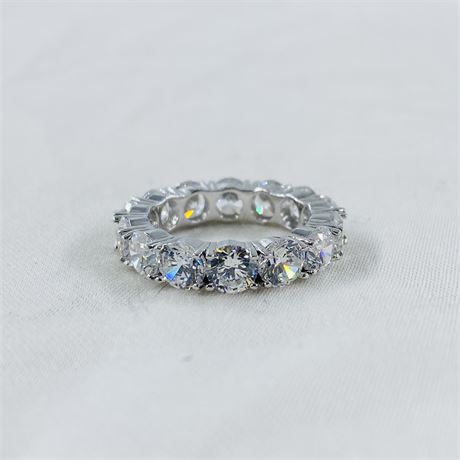 5.5g Sterling Ring Size 7.25