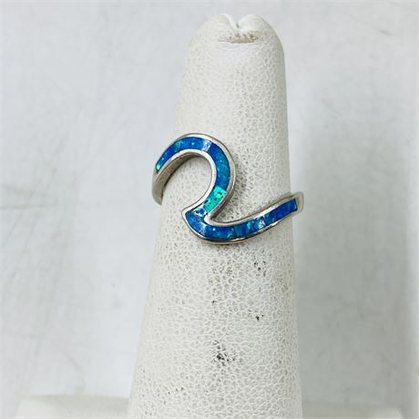 1.6g Sterling Opal Ring Size 4.25