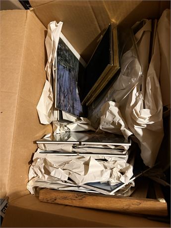 Over 20 Pictures & Frames