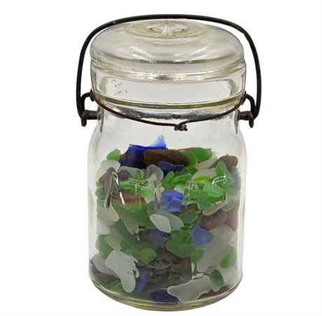 VTG MASON JAR WITH BEACH GLASS