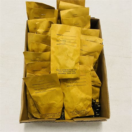 Box of NOS 126 Chain Links