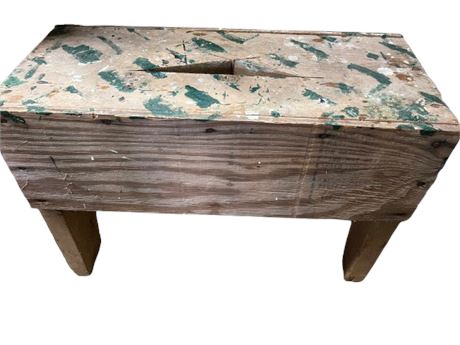 Shabby chic, a splash painted garden bench