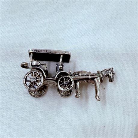 7.8g Sterling Horse Drawn Carriage Charm / Pendant