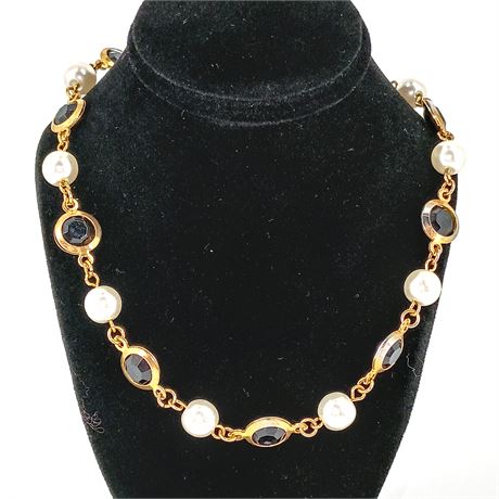 Vintage Classic Black Faceted Glass & Faux Pearl Station Necklace