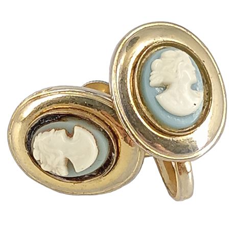 Vintage Cameo Clip-On Earrings Gold-Tone Blue & White Lady Oval Screw Back