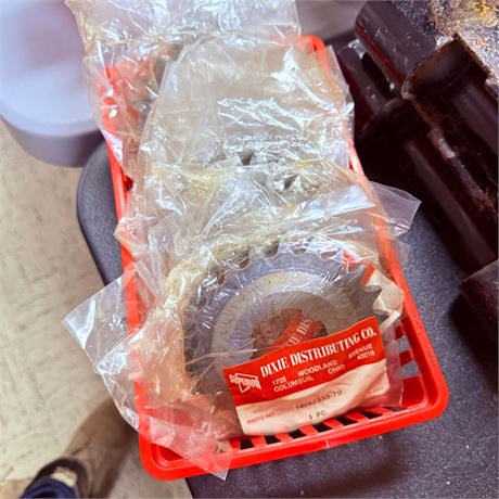 12 NOS Harley Davidson Transmission Gears