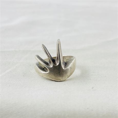 5.9g Sterling Ring Size 6.5