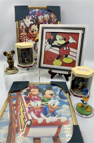 7 pc Walt Disney Character Collectibles
