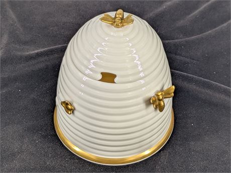 Belleek Lenox Beehive Gold Trimmed Honey Pot