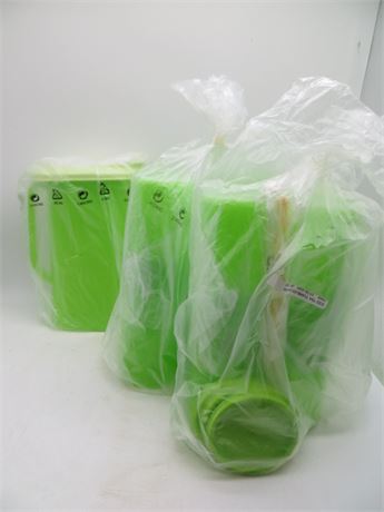 NEW VINTAGE TUPPERWARE ALFRESCO IMPRESSIONS SET
