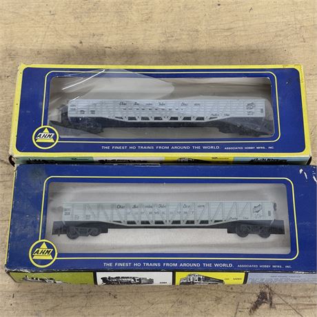 Two (2) AHM Ohio Seamless Tube Cars