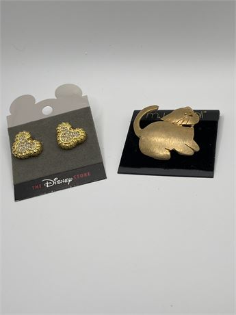 Disney Mickey Mouse, rhinestone earrings and goldtone cat brooch lot