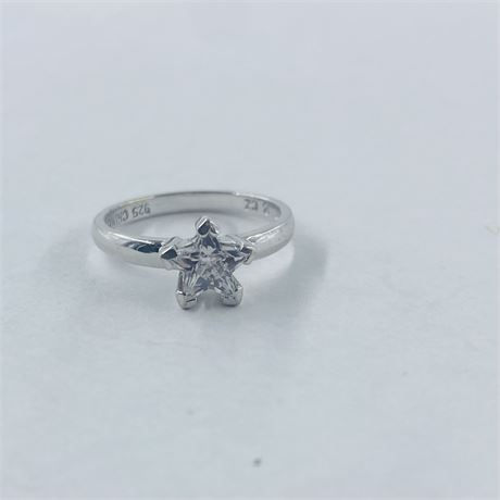 2.6g Sterling Ring Size 7.25