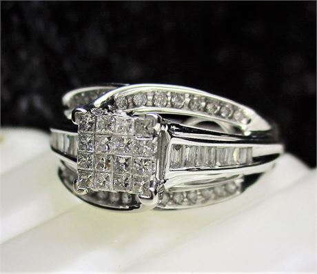 10K White Gold Multi Diamond (.60TCW) Engagement Ring Sz 8