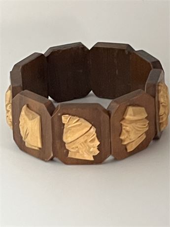 Mcm carved wood figures stretch bracelet