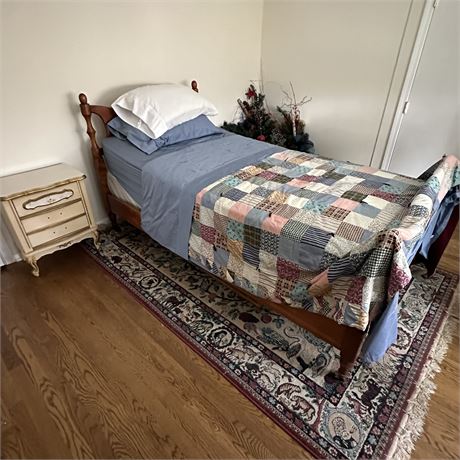 Vintage Twin Maple Bed Frame w Mattress
