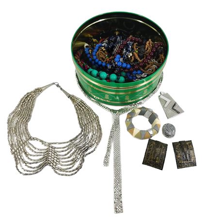 Lot of Vintage Costume Jewelry