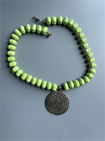 Jade gemstone beaded with silvertone metal pendant necklace