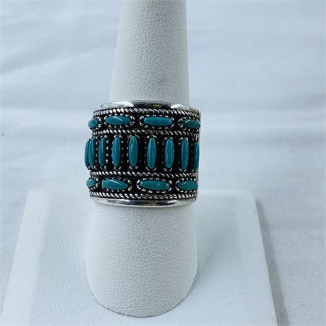 Gorgeous 9g Needlepoint Turquoise Sterling Ring Size 8.5