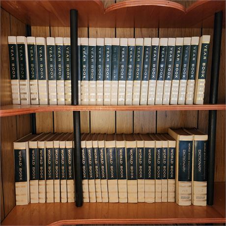 1965 World Book Encyclopedia Set + 1966-1989 Year Books & 2 Vol. Dictionary