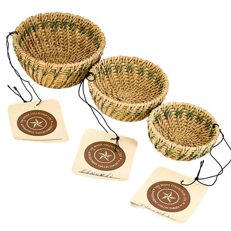 Vintage The Boyds Collection LTD Set of 3 Miniature Nesting Baskets
