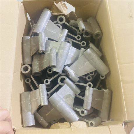 50 NOS Harley Davidson? Aluminum Brackets
