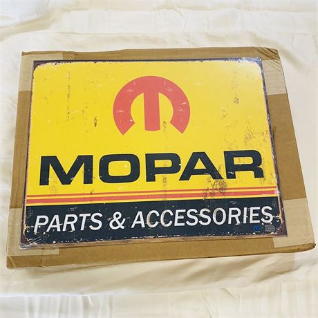 Case of 25 MOPAR Signs 12.5” x 16”