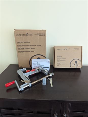 Pampered Chef Apple Tools - NIB Peeler + Peeler/Corer/Slicer