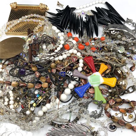 Vintage Jewelry Lot- Everything Else- Wearable Nice Condition, Volupte Compact