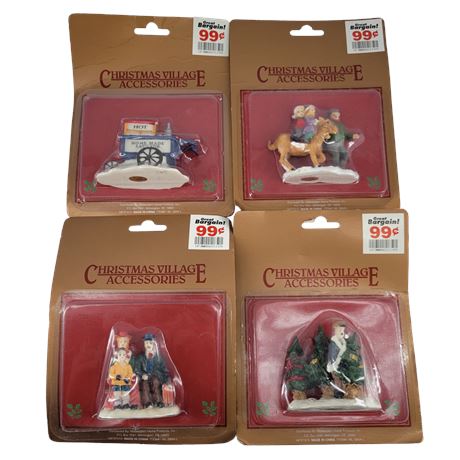 Christmas Village Accessories - Lot of 4