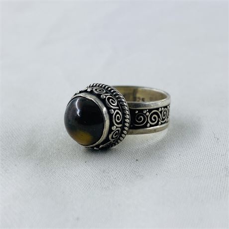 7.5g Sterling Ring Size 6