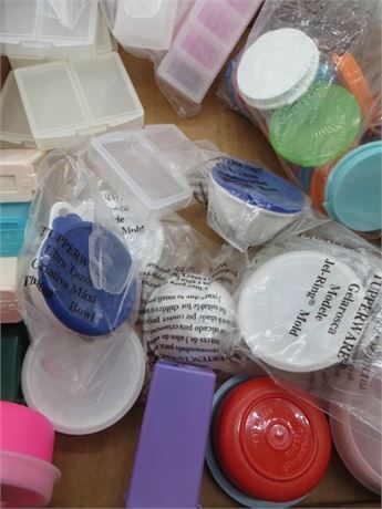 NEW VINTAGE TUPPERWARE MISCELLANEOUS TINY CONTAINERS