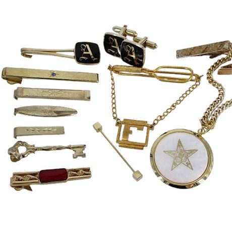 Lot of Assorted Vintage Tie Clips, Pair of Cufflinks & Masonic Guard