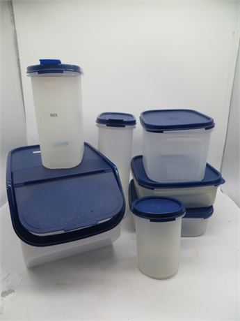 VINTAGE NEW TUPPERWARE 7 MATES BLUE