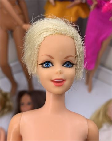 10 1960s-1970s Mattel Barbie, Dusty, Fashion Dolls & Trunk