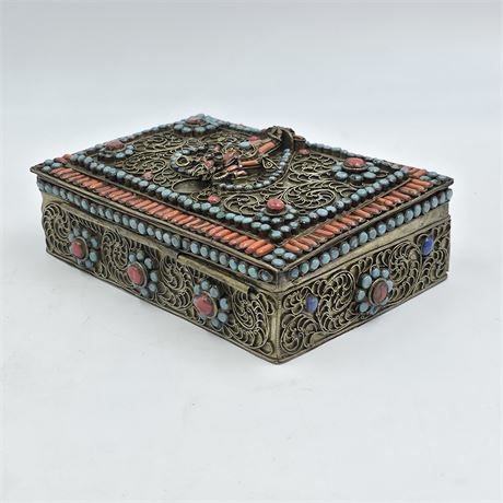Inlaid VTG Metal Box