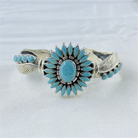 Stunning 32.7g Turquoise Sterling Cuff Bracelet