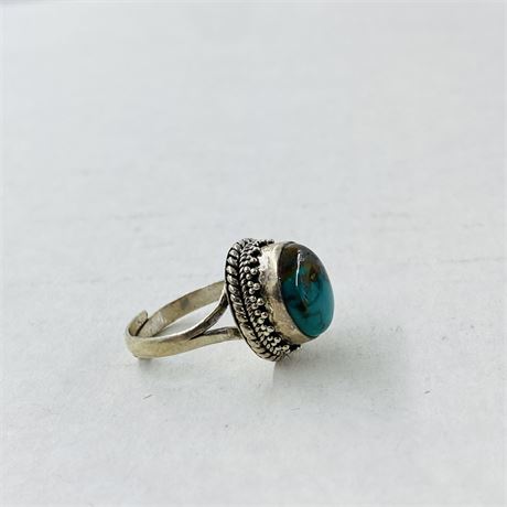 9.7g Sterling Turquoise Ring Size 7.75
