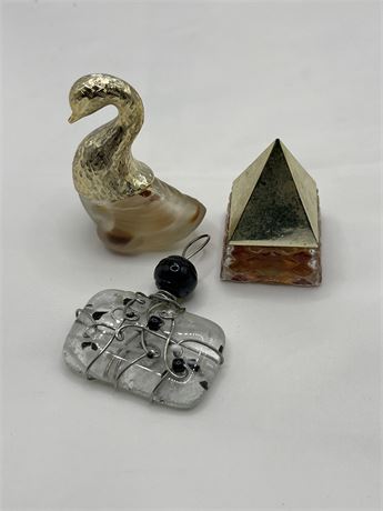 Mini bottle and perfume lot