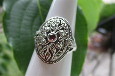 925 Sterling Silver Cut-Out Marcasite Vintage-Style Ring Sz 7.75