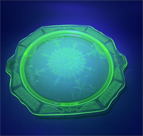 Depression Glass Uranium Glass Cake Plate