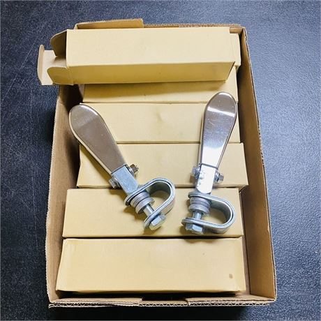12 Pairs NOS Spoon Pegs