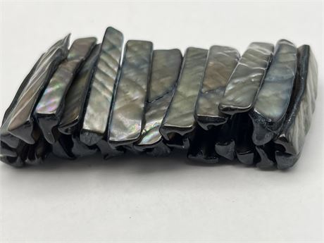 Mother of Pearl and Abalone stretch bracelet